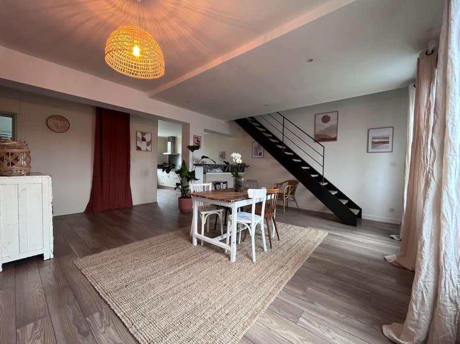 Le Saint Pierre Grand Duplex Hyper Centre, Port Appartement Caen