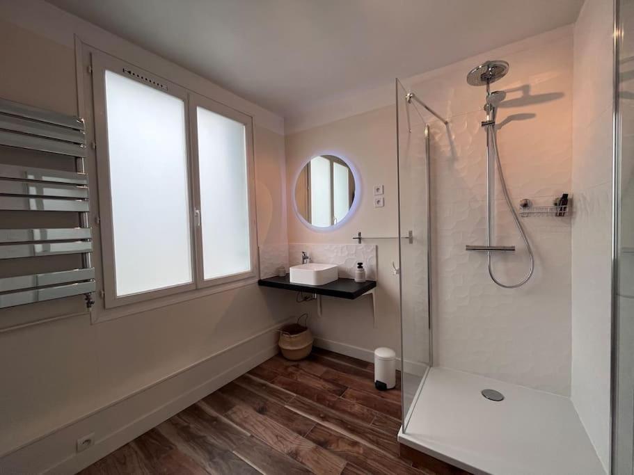 Le Saint Pierre Grand Duplex Hyper Centre, Port