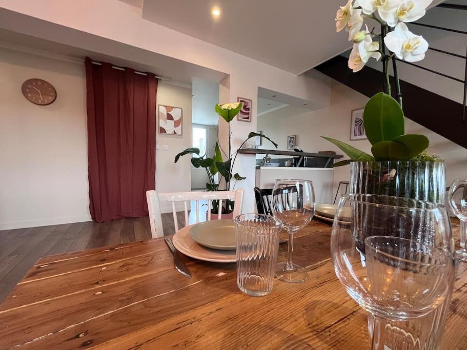 Appartement Le Saint Pierre Grand Duplex Hyper Centre, Port *
